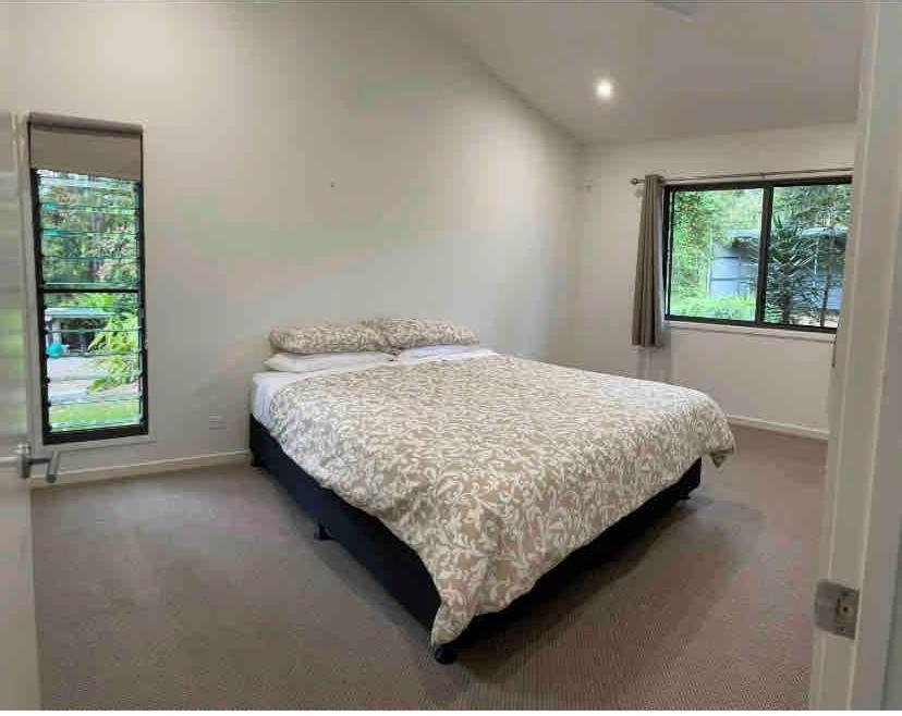 Dezen Accomodation Palmview Екстер'єр фото